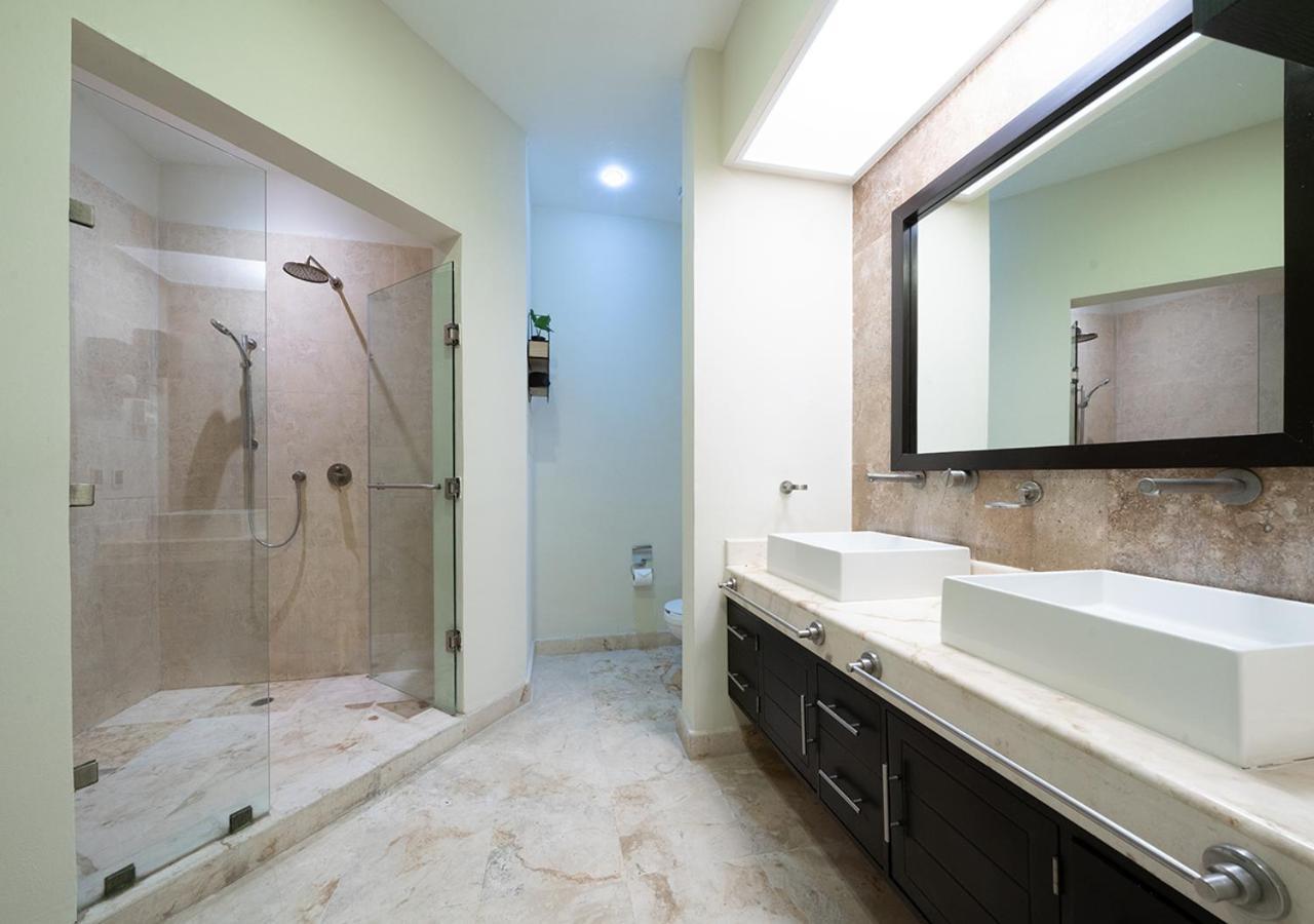 Condo Surf 405 - Luxury Oceanview Beachfront 3 Bedroom With Gym - At El Faro Condos Playa del Carmen Exterior foto